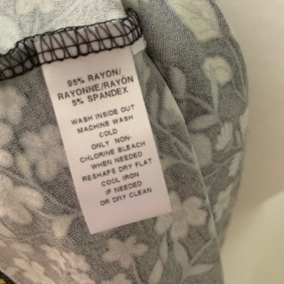 The Loft floral swing dress size SP - Picture 6 of 7